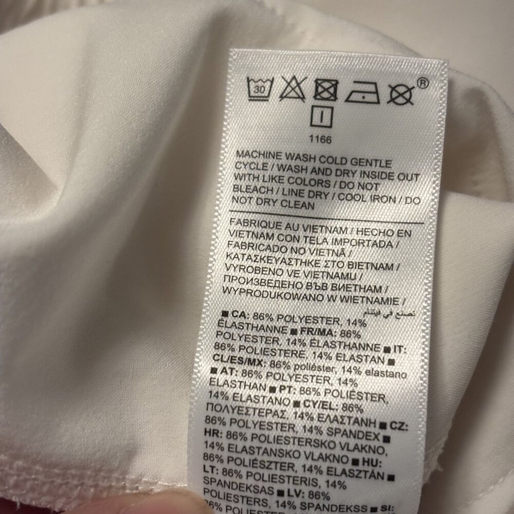 Athleta Promenade Cargo Pant size Medium Magnolia White, Elastic Waist & Pockets - Picture 13 of 14